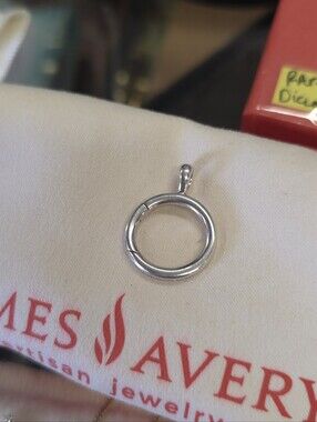 James AVERY retired Sterling Silver Charm Holder Necklace Pendant. Mauritius